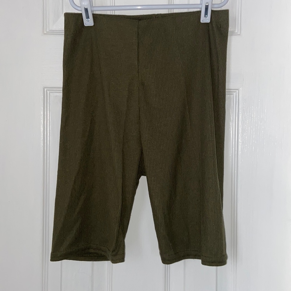 PRETTYLITTLETHING Olive Green Ribbed Biker Shorts